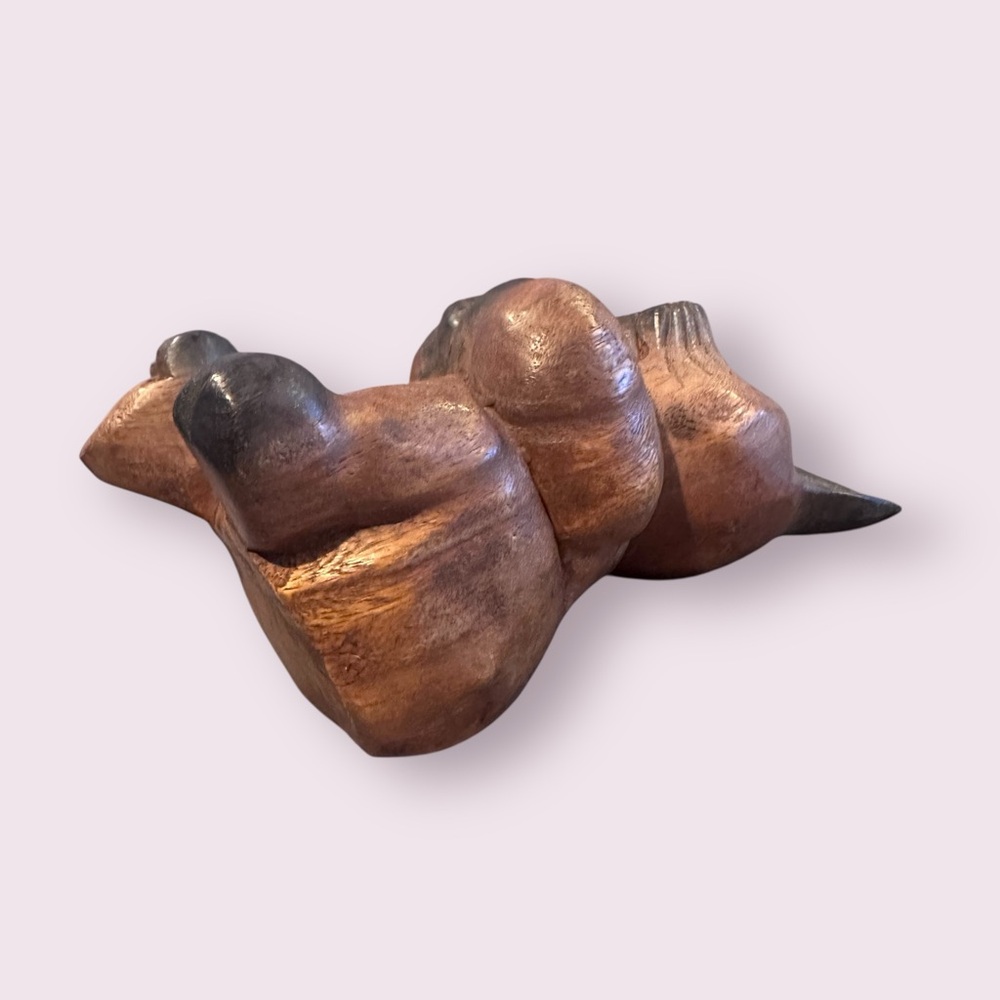 Hand-Carved Wooden Sitting Cat Figurine - Brown & Black Home Decor 8" Tall - Picture 8 of 9